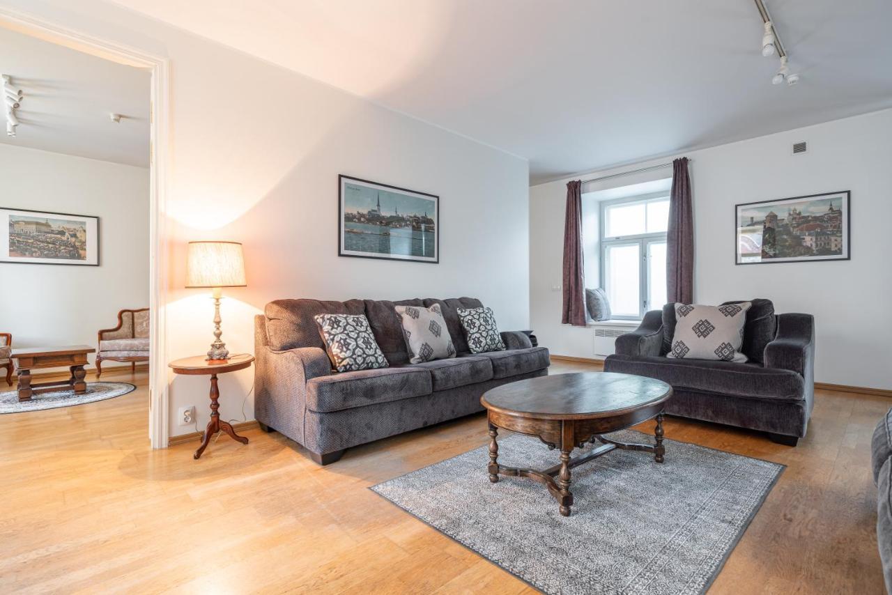 Old Town - Vana Viru Apartment Tallinn Exterior photo